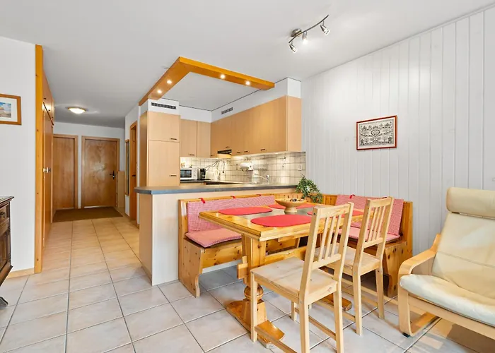 Les Platanes E2 - 6 Pers - Au Centre *