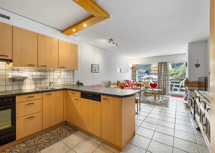 Les Platanes E2 - 6 Pers - Au Centre